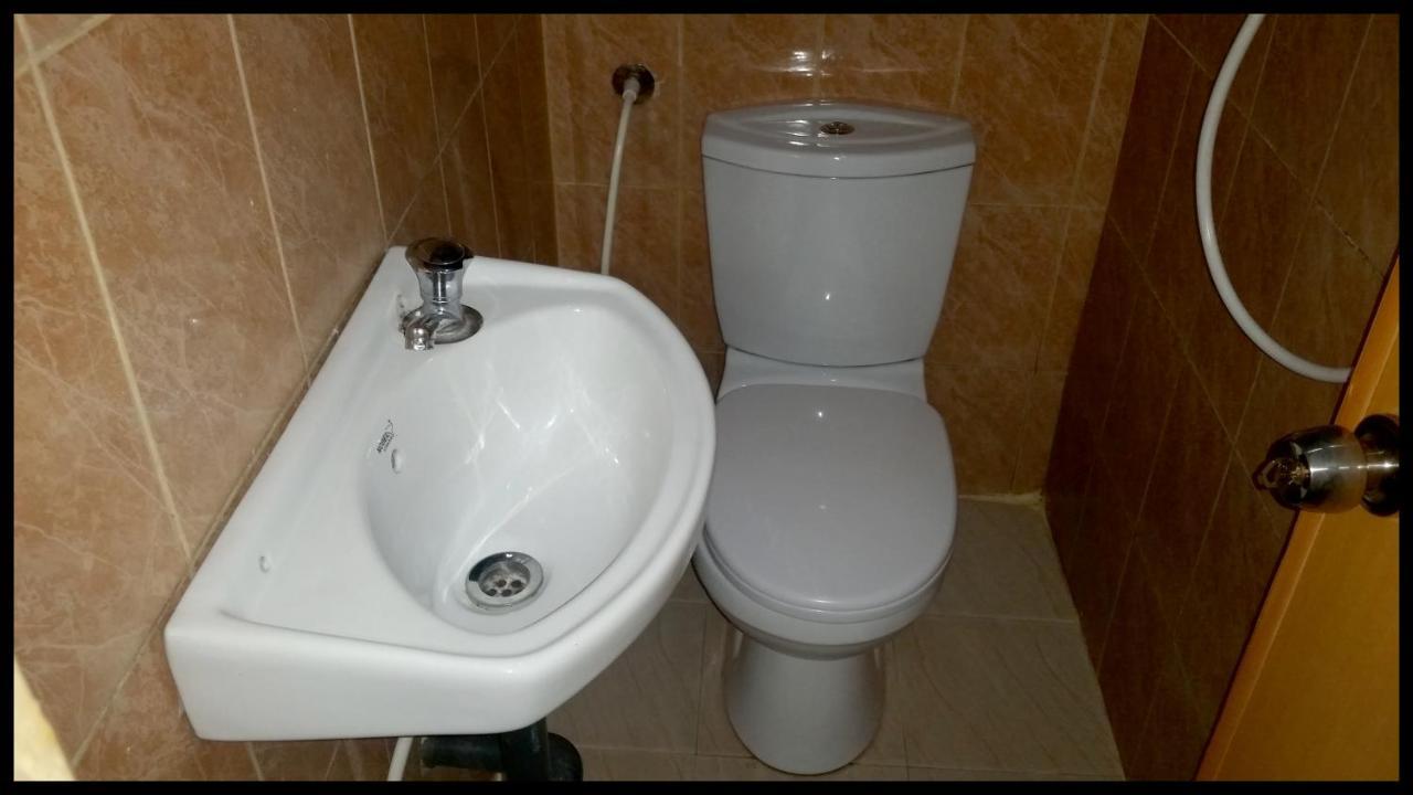 New Happy Inn Νουβάρα Ελίγια Εξωτερικό φωτογραφία