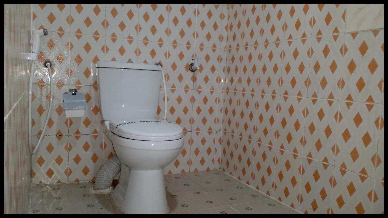 New Happy Inn Νουβάρα Ελίγια Εξωτερικό φωτογραφία